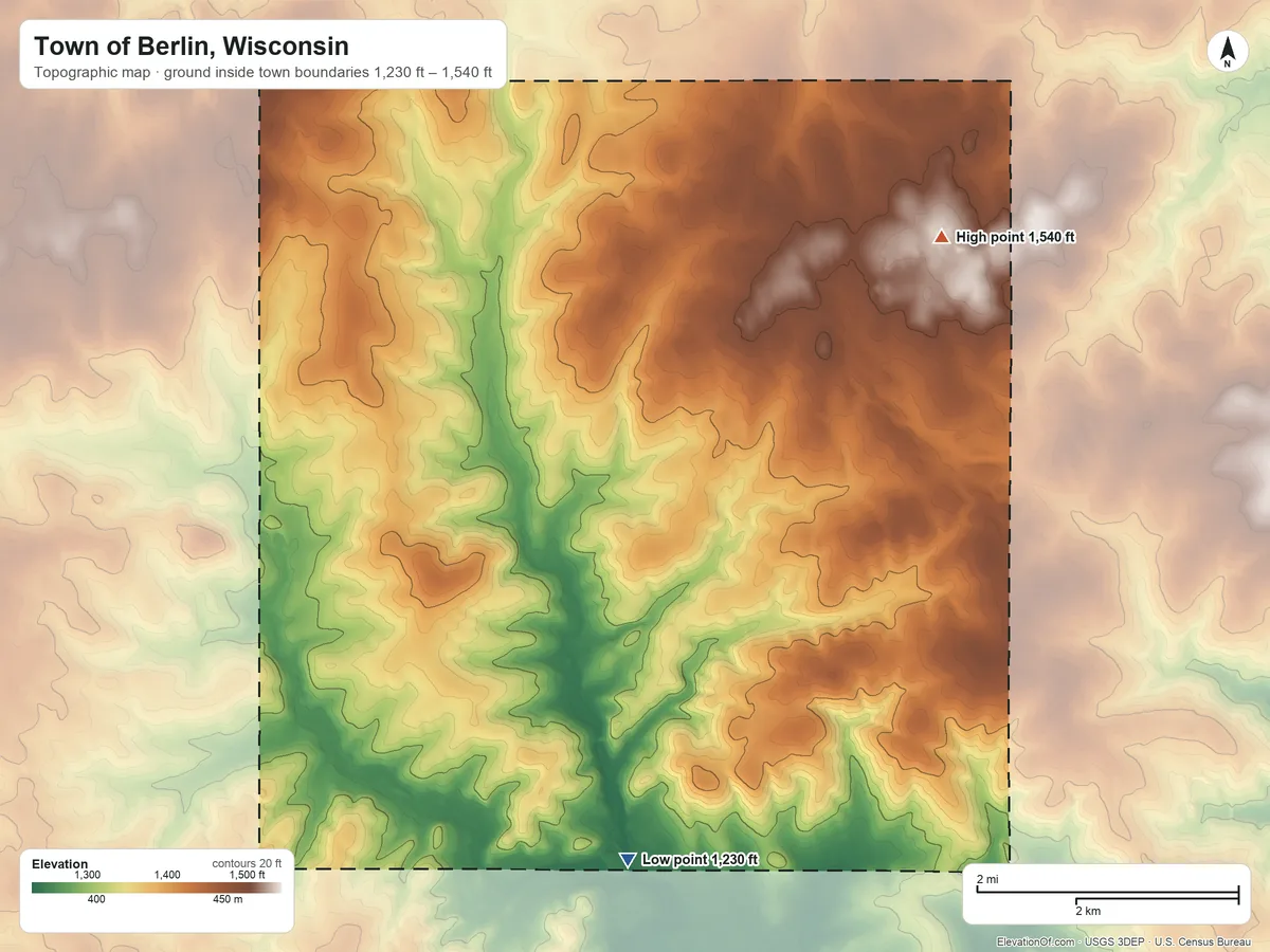 Topographic elevation map of Town of Berlin, Wisconsin, shaded from 1,230 ft on the south side to 1,540 ft on the northeast side