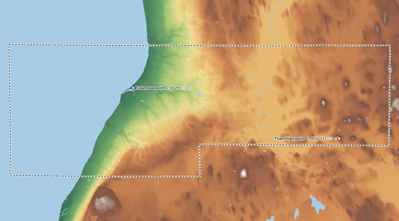 Topographic elevation map of Calumet, Wisconsin, shaded from 750 ft on the west side to 1,060 ft on the east side