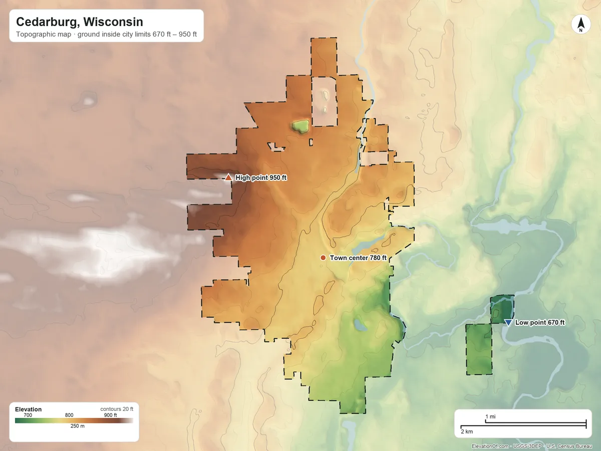 Topographic elevation map of Cedarburg, Wisconsin, shaded from 670 ft on the east side to 950 ft on the northwest side