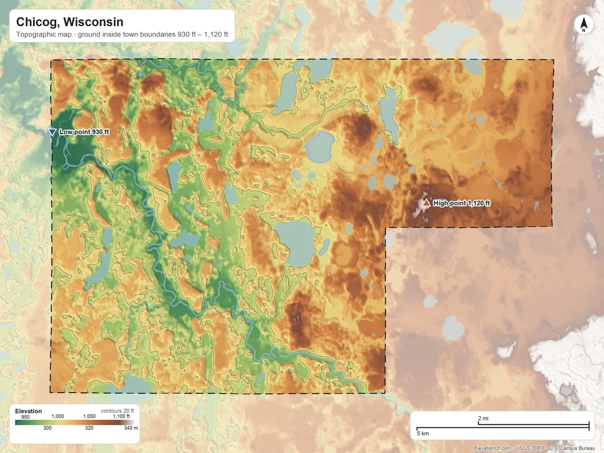 Topographic elevation map of Chicog, Wisconsin, shaded from 930 ft on the west side to 1,120 ft on the east side