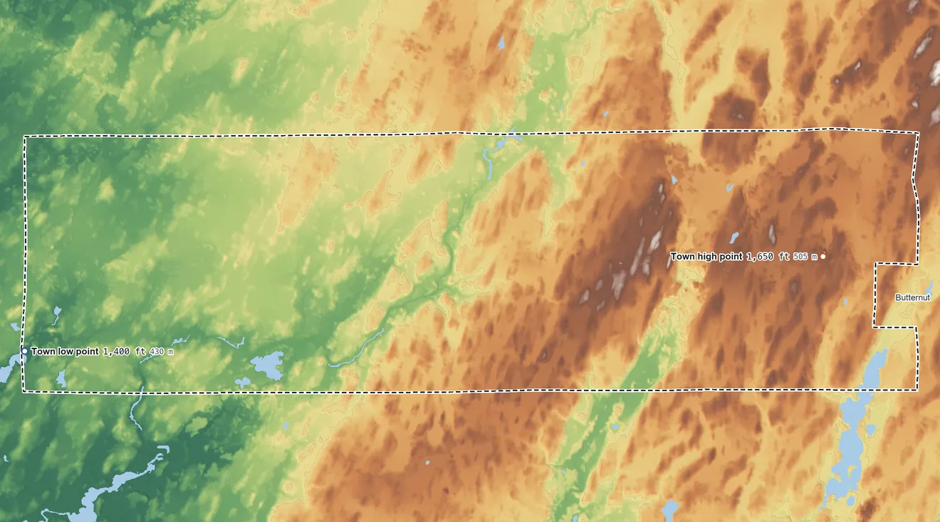 Topographic elevation map of Chippewa, Wisconsin, shaded from 1,400 ft on the west side to 1,650 ft near the middle