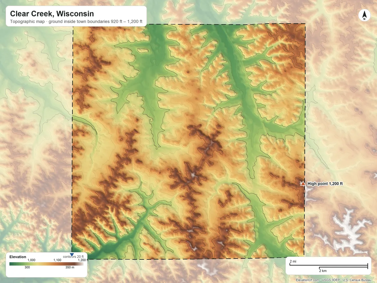 Topographic elevation map of Clear Creek, Wisconsin, shaded from 920 ft on the southwest side to 1,200 ft on the southeast side