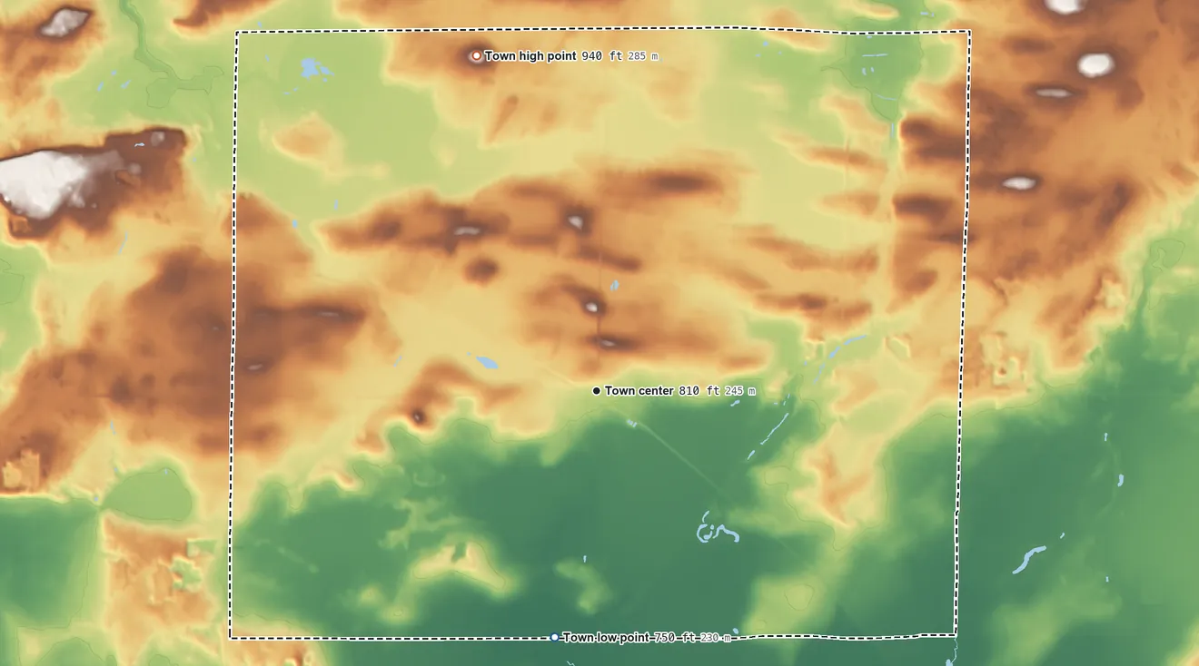 Topographic elevation map of Dale, Wisconsin, shaded from 750 ft on the south side to 940 ft on the north side