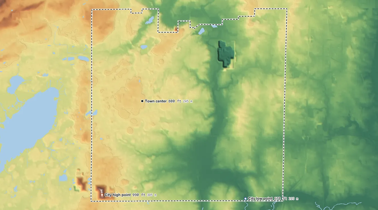 Topographic elevation map of Franklin, Wisconsin, shaded from 670 ft on the southeast side to 990 ft on the southwest side