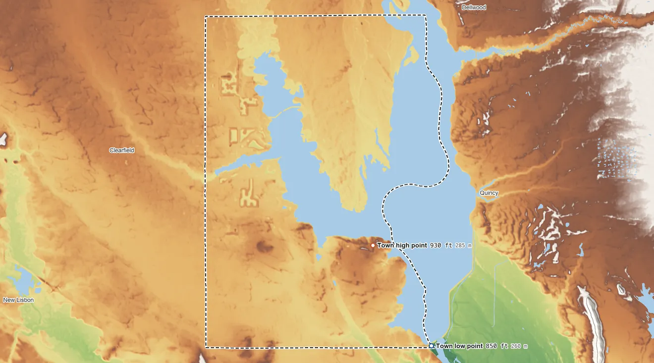 Topographic elevation map of Town of Germantown, Wisconsin, shaded from 850 ft on the southeast side to 930 ft on the southeast side