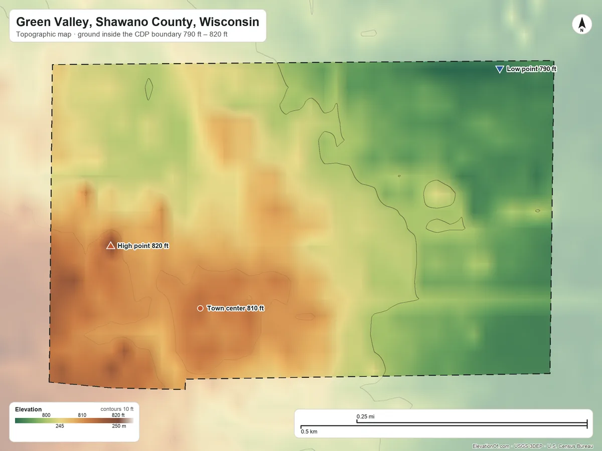 Topographic elevation map of Green Valley, Shawano County, Wisconsin, shaded from 790 ft on the northeast side to 820 ft on the northwest side