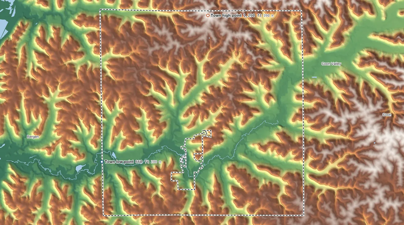 Topographic elevation map of Hamburg, Wisconsin, shaded from 660 ft on the southwest side to 1,290 ft on the north side