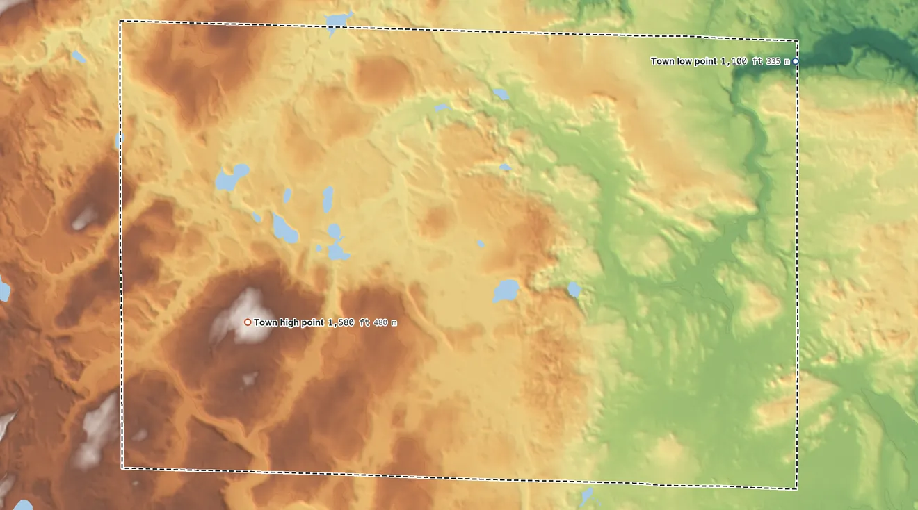 Topographic elevation map of Homestead, Wisconsin, shaded from 1,100 ft on the northeast side to 1,580 ft on the southwest side