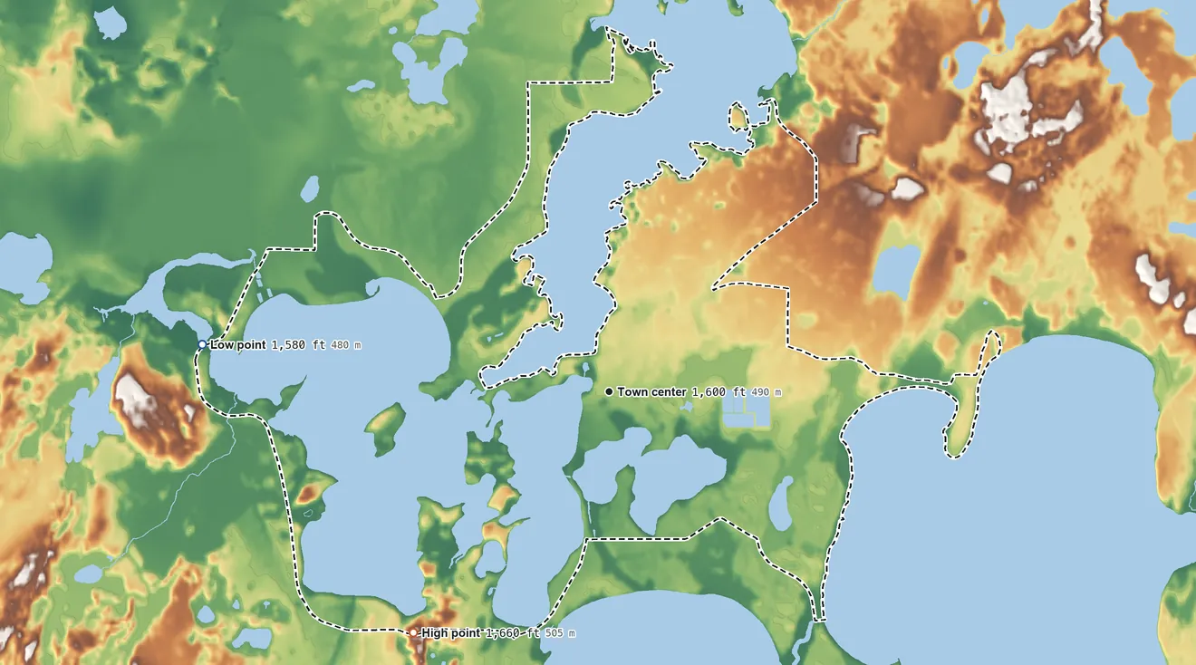 Topographic elevation map of Lac du Flambeau, Vilas County, Wisconsin, shaded from 1,580 ft on the west side to 1,660 ft on the southwest side