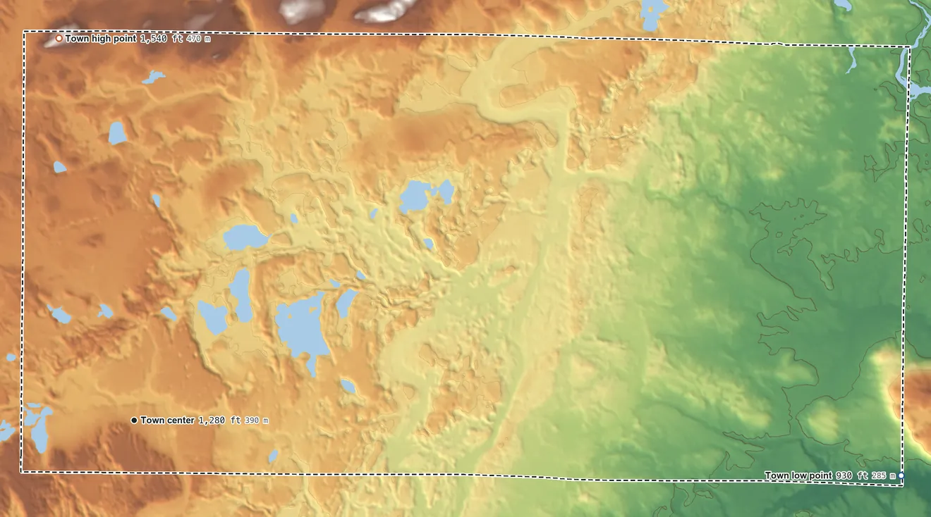Topographic elevation map of Lakewood, Wisconsin, shaded from 930 ft on the east side to 1,540 ft on the north side