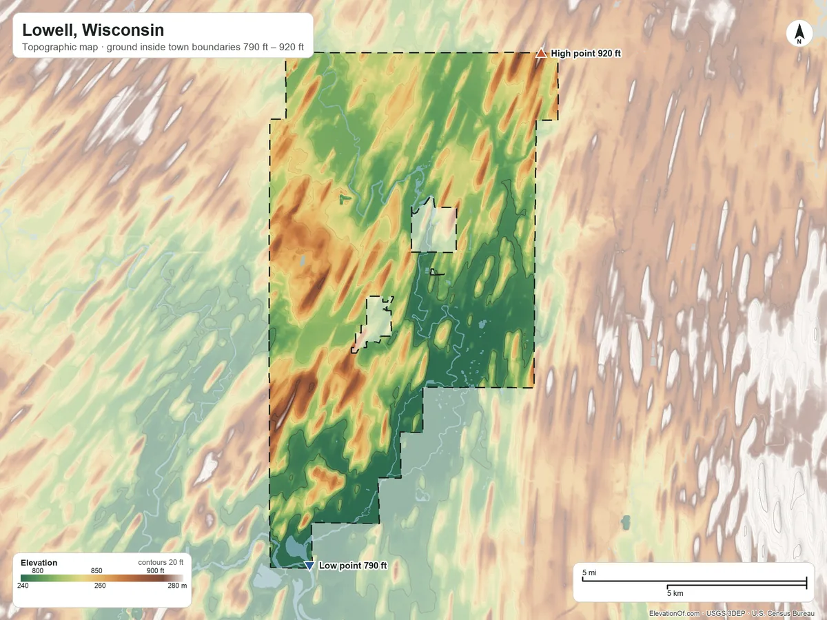 Topographic elevation map of Lowell, Wisconsin, shaded from 790 ft on the south side to 920 ft on the northeast side