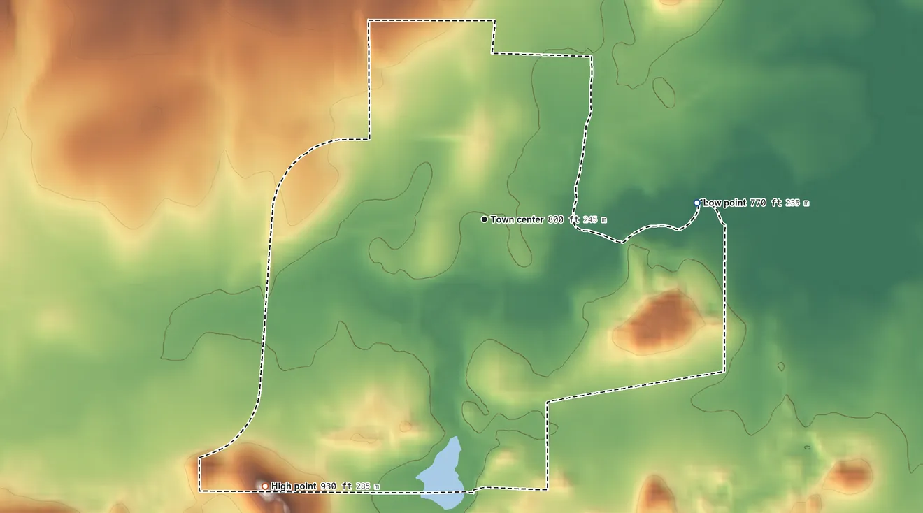 Topographic elevation map of Lyons, Walworth County, Wisconsin, shaded from 770 ft on the east side to 930 ft on the southwest side