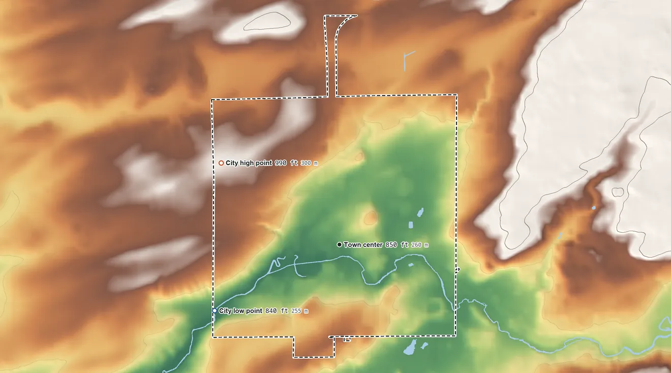 Topographic elevation map of Markesan, Wisconsin, shaded from 840 ft on the southwest side to 990 ft on the northwest side