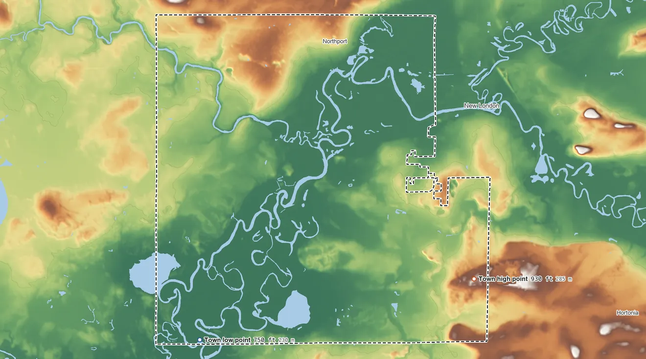 Topographic elevation map of Mukwa, Wisconsin, shaded from 750 ft on the southwest side to 930 ft on the southeast side
