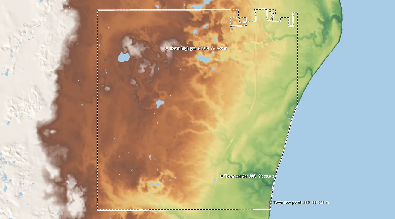 Topographic elevation map of Newton, Wisconsin, shaded from 580 ft on the southeast side to 830 ft on the northwest side