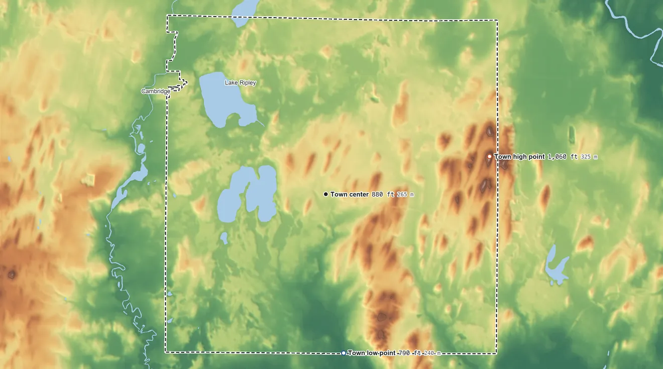 Topographic elevation map of Oakland, Wisconsin, shaded from 790 ft on the south side to 1,060 ft on the east side
