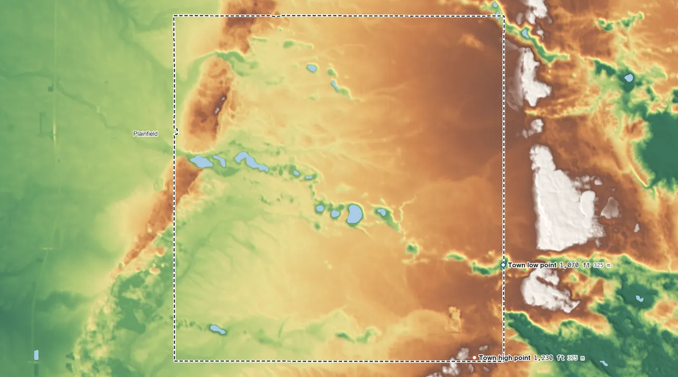 Topographic elevation map of Oasis, Wisconsin, shaded from 1,070 ft on the east side to 1,230 ft on the southeast side