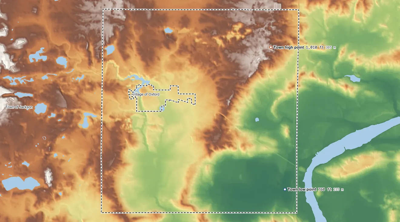 Topographic elevation map of Oxford, Wisconsin, shaded from 760 ft on the southeast side to 1,010 ft on the northeast side