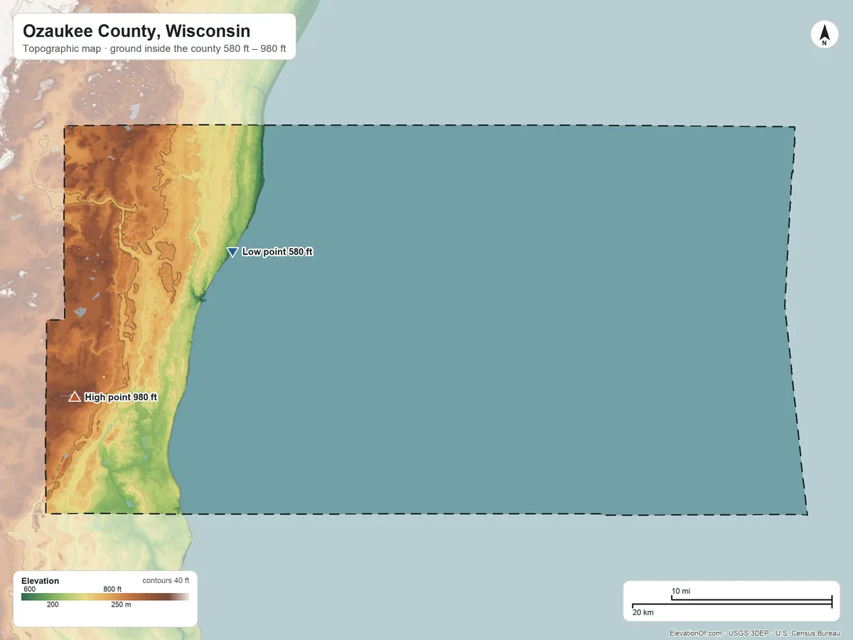 Topographic elevation map of Ozaukee County, Wisconsin, shaded from 580 ft on the west side to 980 ft on the west side
