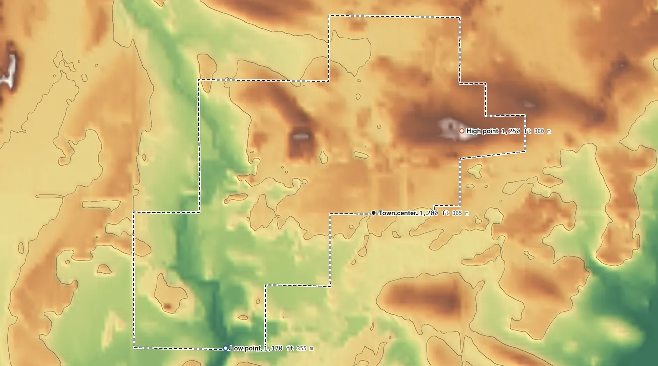 Topographic elevation map of Paac Ciinak, Wisconsin, shaded from 1,170 ft on the southwest side to 1,250 ft on the northeast side