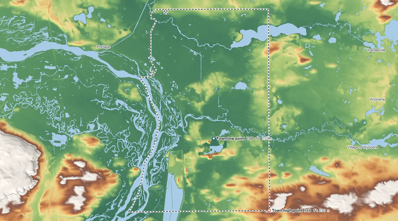 Topographic elevation map of Pacific, Wisconsin, shaded from 780 ft on the south side to 940 ft on the southeast side