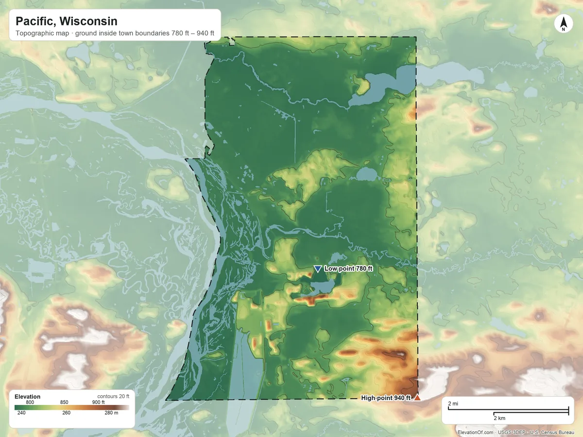 Topographic elevation map of Pacific, Wisconsin, shaded from 780 ft on the south side to 940 ft on the southeast side