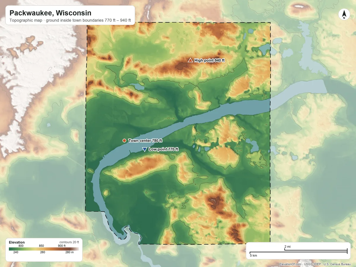 Topographic elevation map of Packwaukee, Wisconsin, shaded from 770 ft near the middle to 940 ft on the northeast side