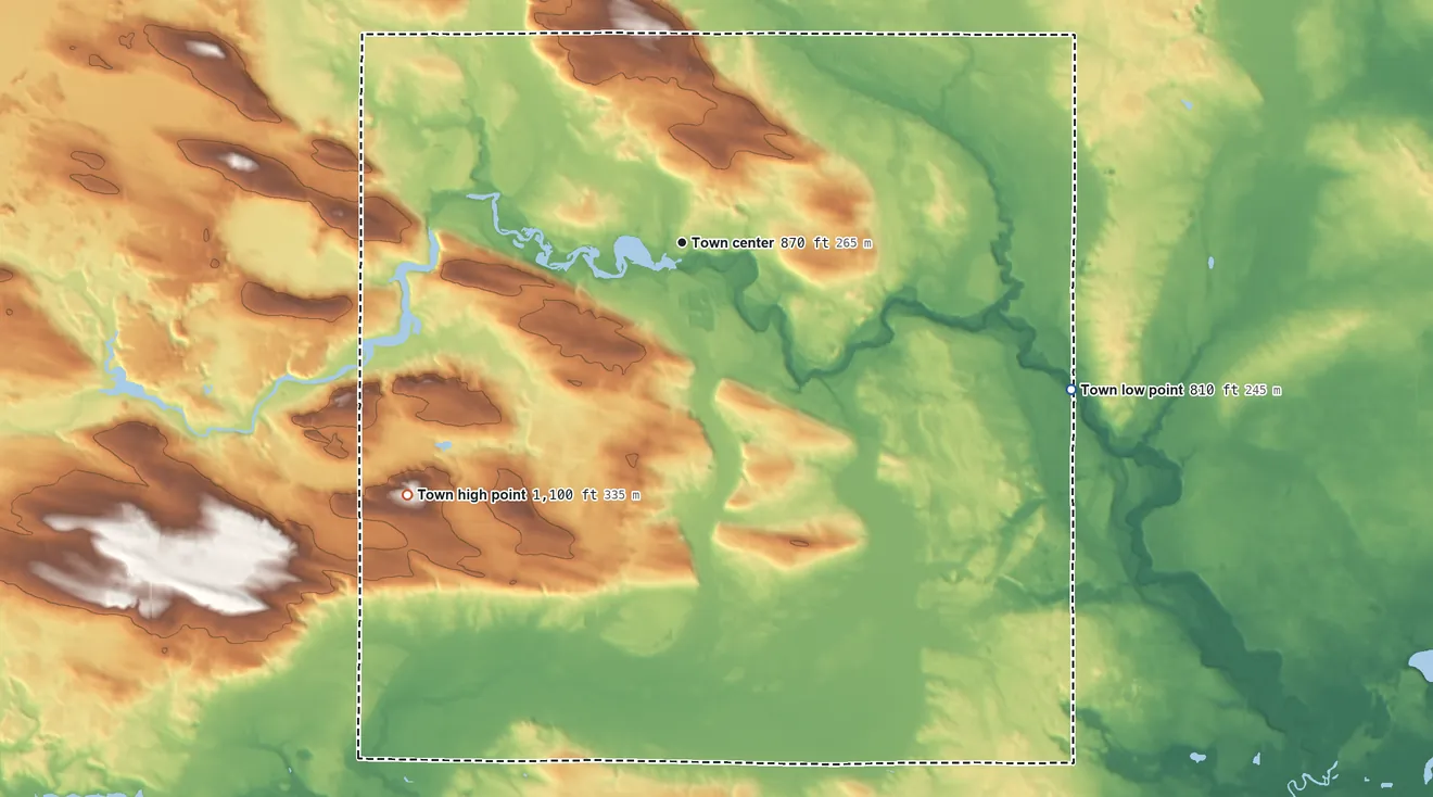 Topographic elevation map of Pella, Wisconsin, shaded from 810 ft on the east side to 1,100 ft on the southwest side