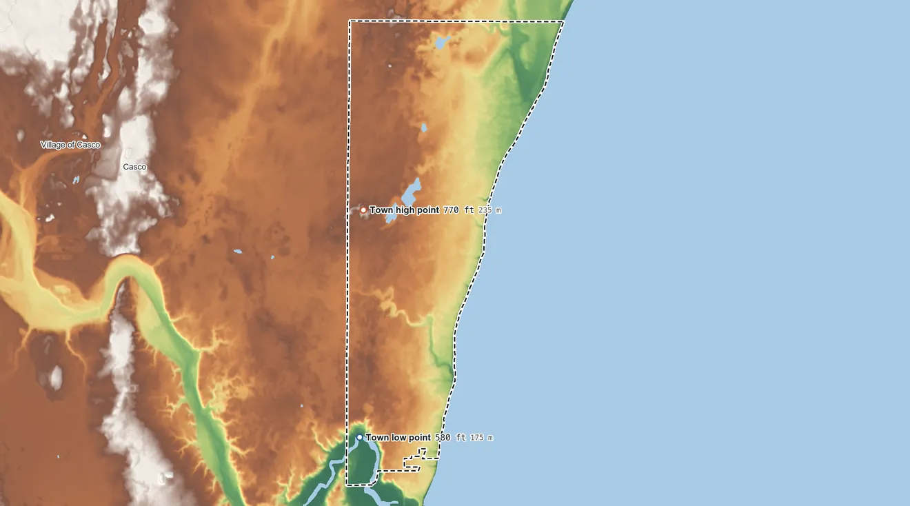 Topographic elevation map of Pierce, Wisconsin, shaded from 580 ft on the south side to 770 ft on the west side