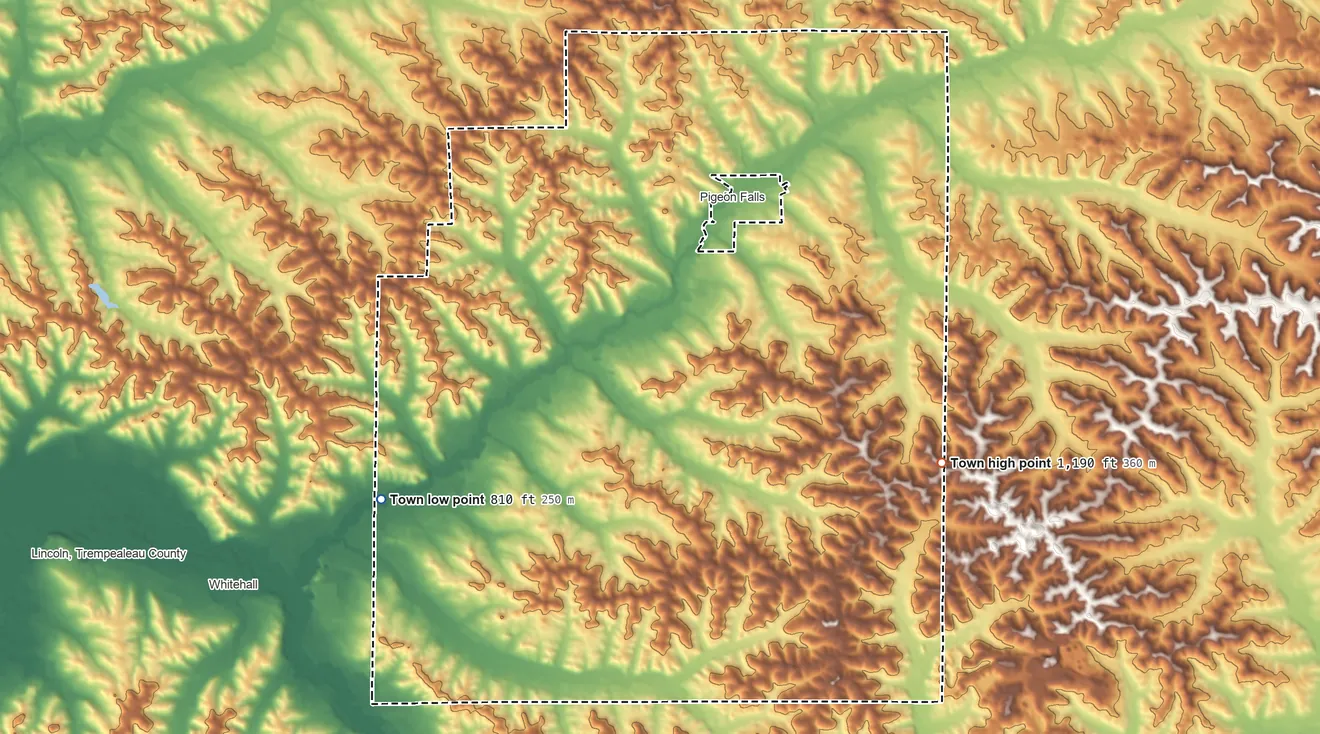Topographic elevation map of Pigeon, Wisconsin, shaded from 810 ft on the west side to 1,190 ft on the east side