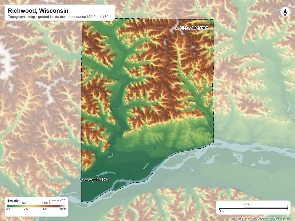 Topographic elevation map of Richwood, Wisconsin, shaded from 650 ft on the southwest side to 1,170 ft on the north side
