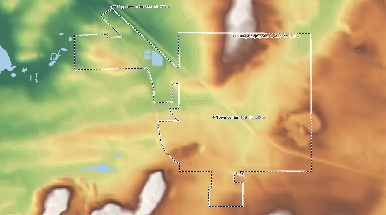 Topographic elevation map of Rio, Wisconsin, shaded from 880 ft on the northwest side to 1,020 ft on the north side