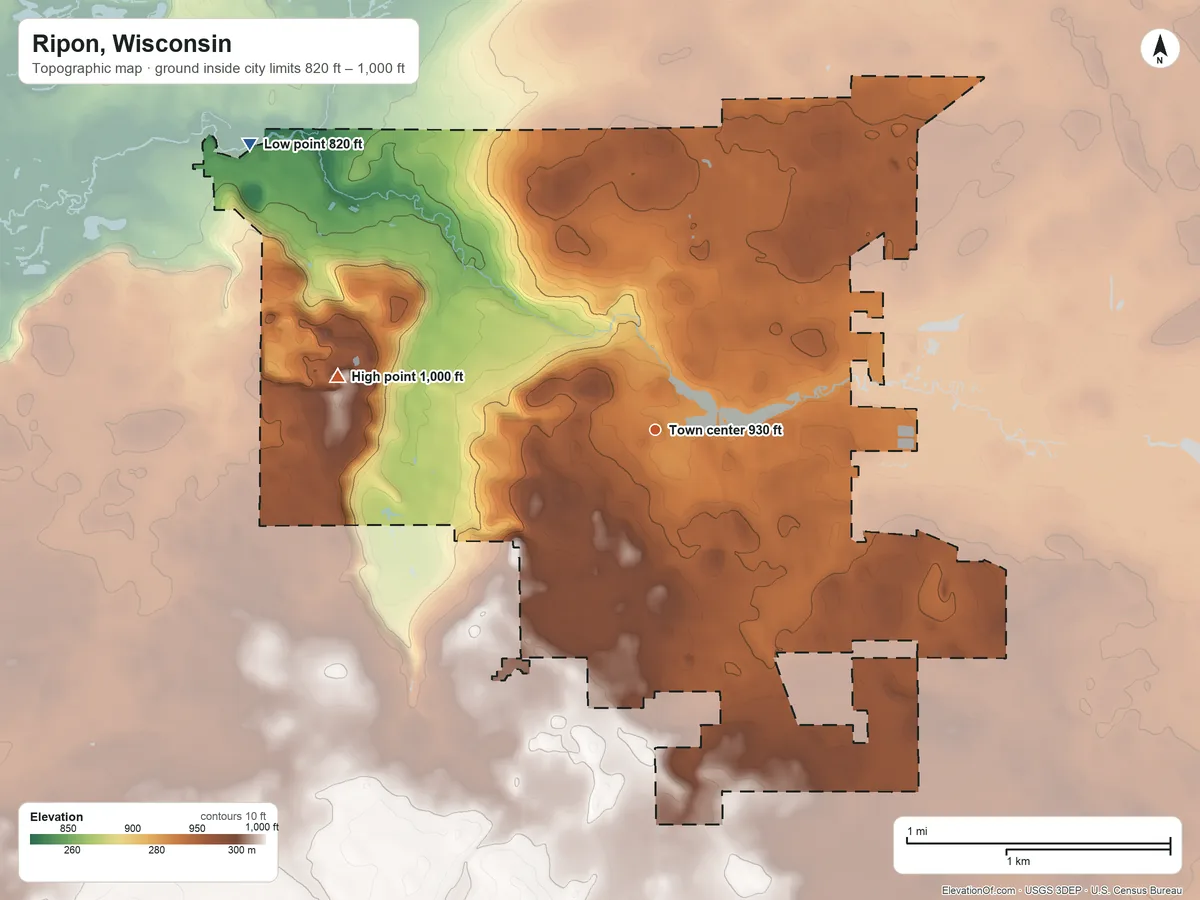 Topographic elevation map of Ripon, Wisconsin, shaded from 820 ft on the northwest side to 1,000 ft on the west side