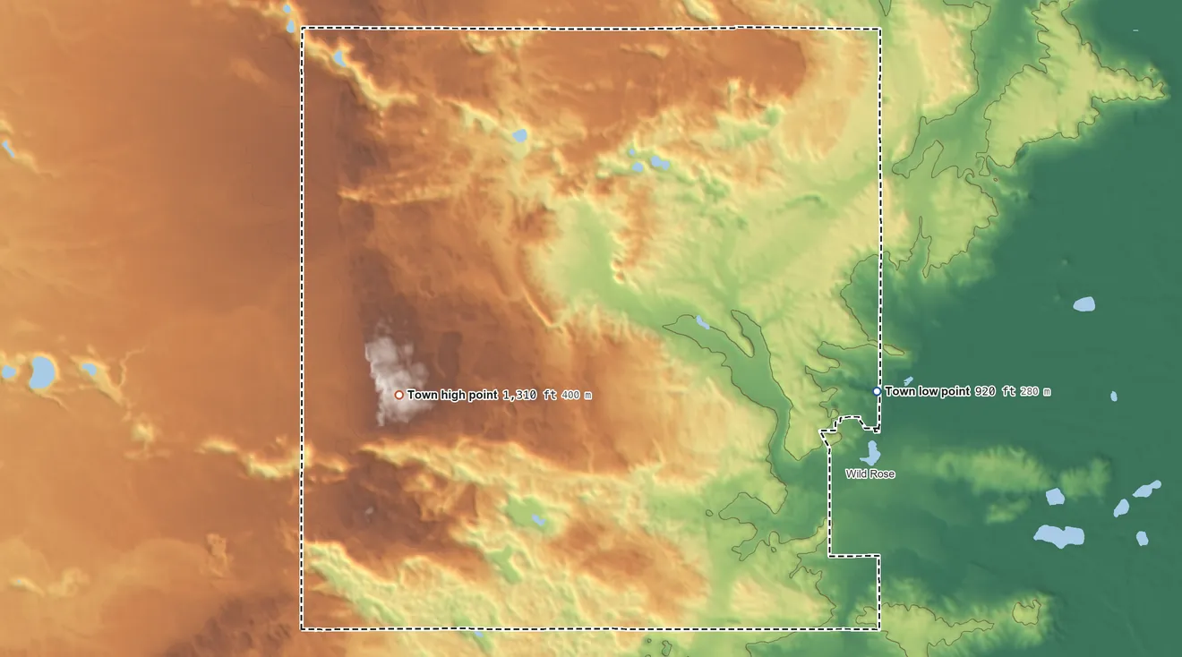 Topographic elevation map of Rose, Wisconsin, shaded from 920 ft on the east side to 1,310 ft on the west side