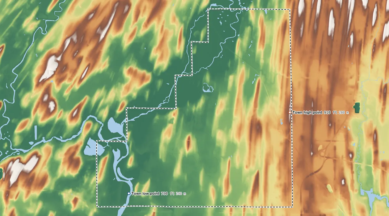 Topographic elevation map of Shields, Dodge County, Wisconsin, shaded from 790 ft on the southwest side to 910 ft on the east side