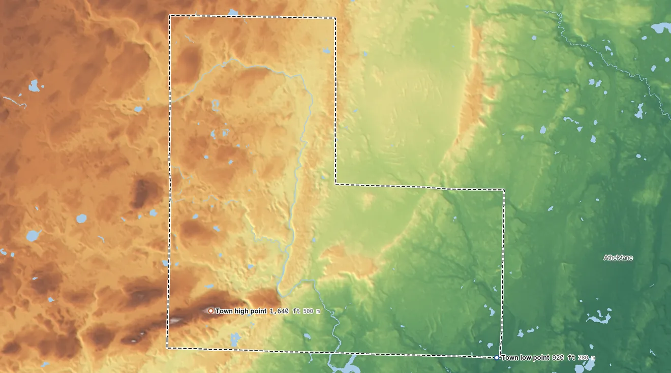 Topographic elevation map of Silver Cliff, Wisconsin, shaded from 920 ft on the southeast side to 1,640 ft on McCaslin Mountain