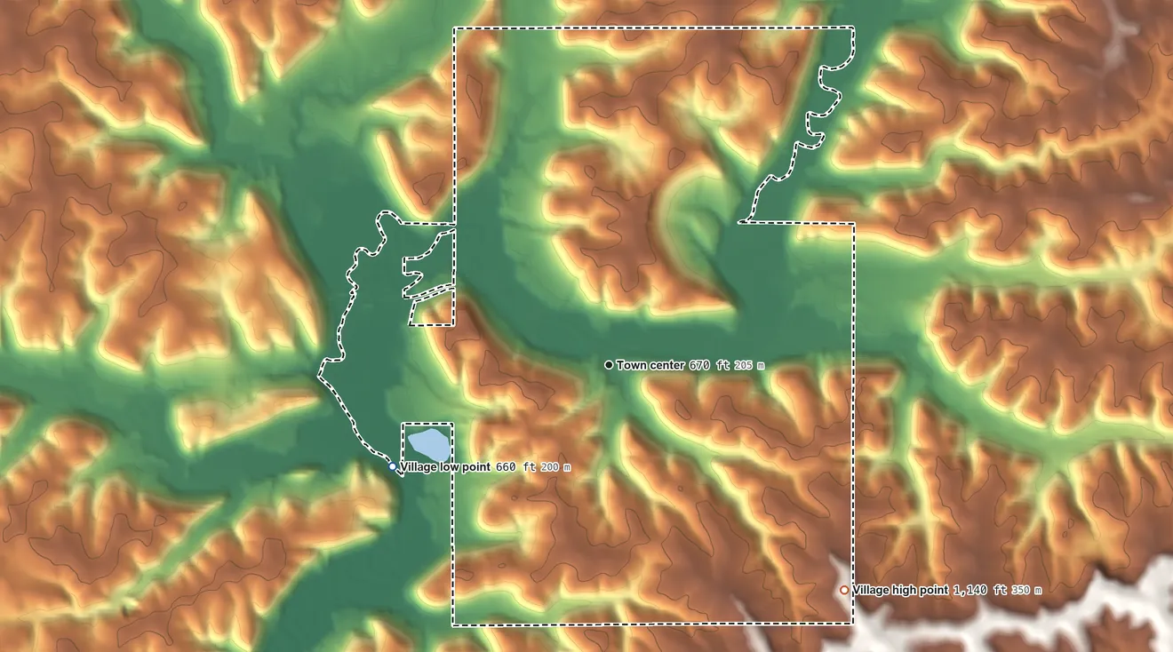 Topographic elevation map of Steuben, Wisconsin, shaded from 660 ft on the southwest side to 1,140 ft on the southeast side