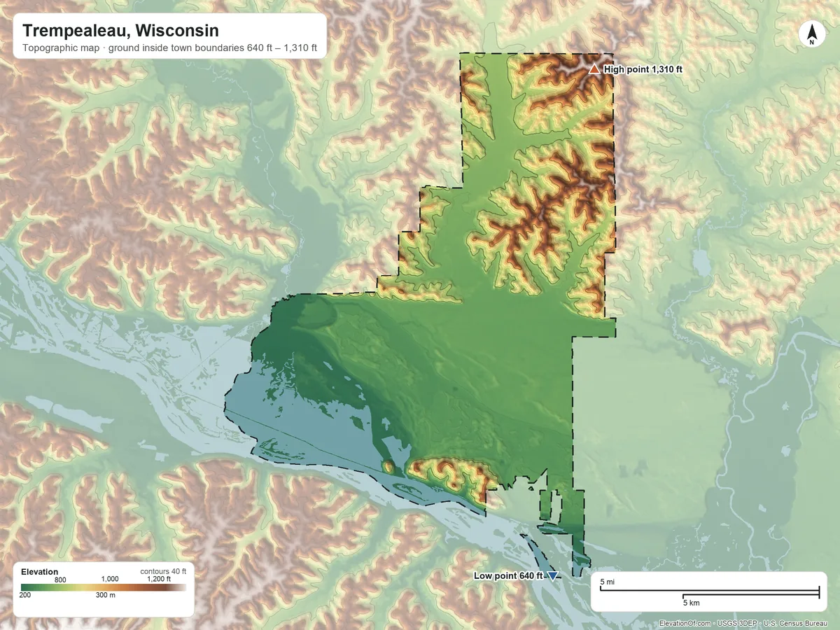 Topographic elevation map of Trempealeau, Wisconsin, shaded from 640 ft on the south side to 1,310 ft on the north side