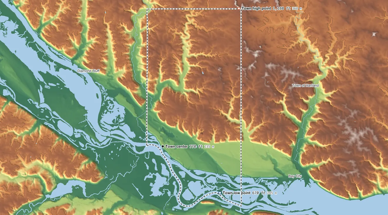 Topographic elevation map of Trenton, Pierce County, Wisconsin, shaded from 670 ft on the southeast side to 1,180 ft on the northeast side