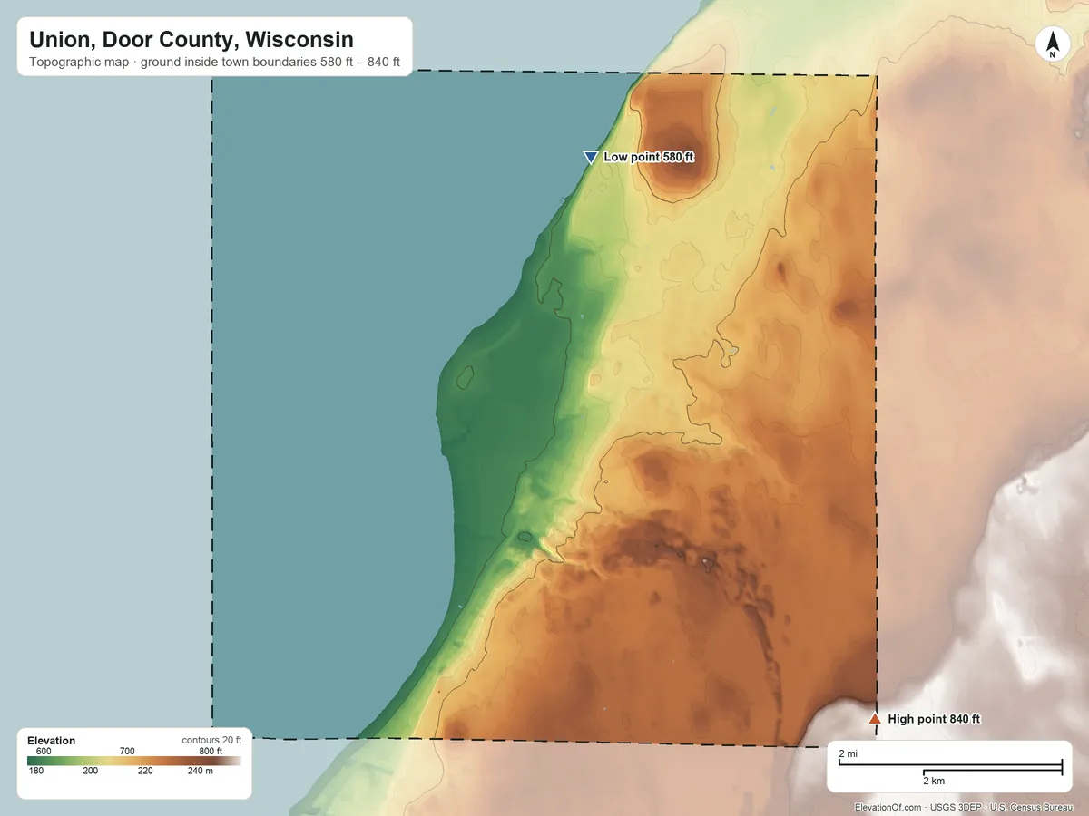 Topographic elevation map of Union, Door County, Wisconsin, shaded from 580 ft on the north side to 840 ft on the southeast side