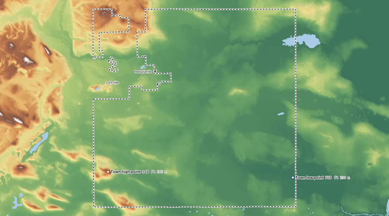 Topographic elevation map of Warren, Waushara County, Wisconsin, shaded from 760 ft on the southeast side to 940 ft on the southwest side