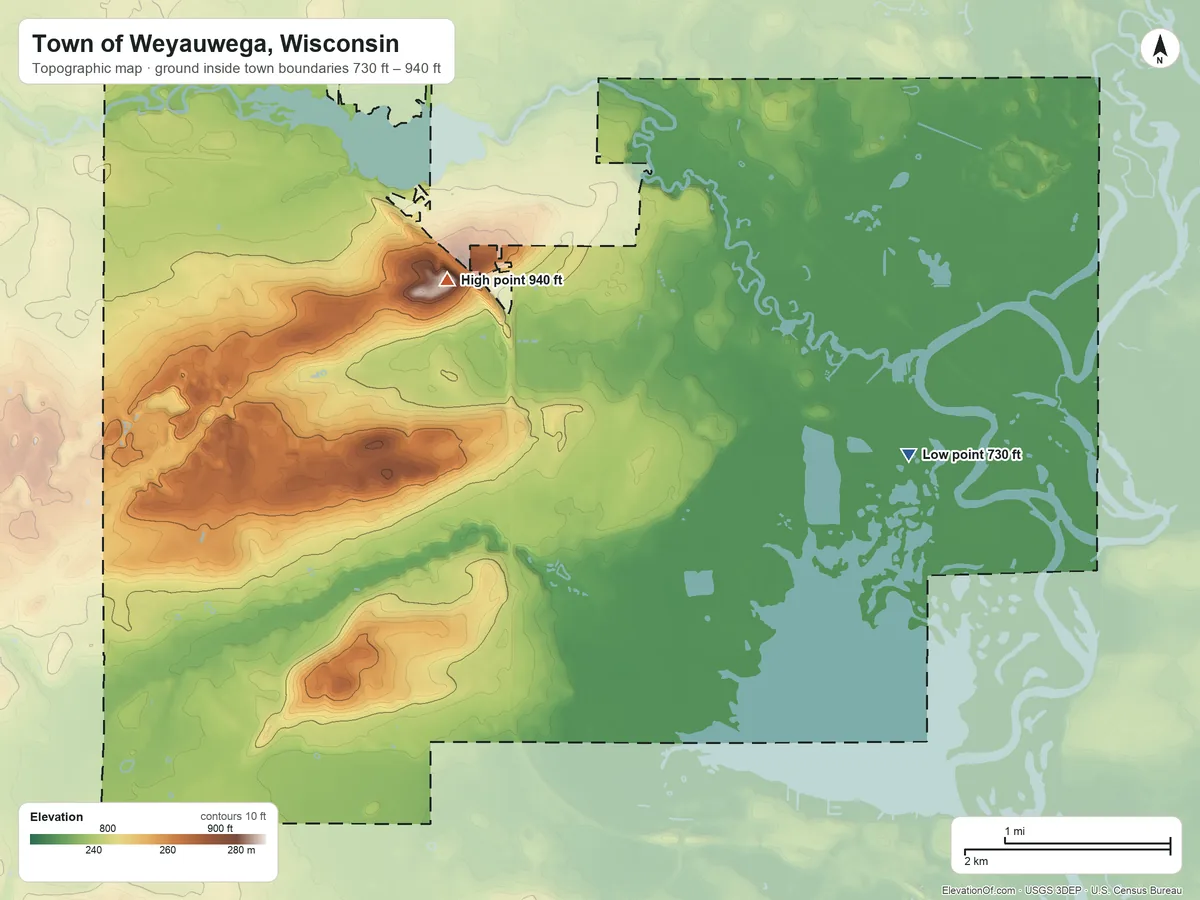 Topographic elevation map of Town of Weyauwega, Wisconsin, shaded from 730 ft on the east side to 940 ft on the north side