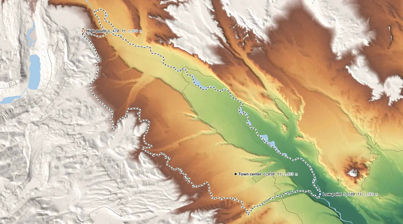 Topographic elevation map of Crowheart, Wyoming, shaded from 5,780 ft on the east side to 6,470 ft on the northwest edge, below higher ground just outside