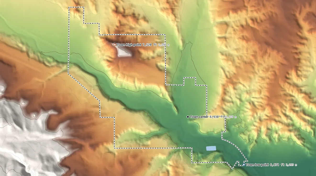 Topographic elevation map of Dubois, Wyoming, shaded from 6,870 ft on the southeast side to 7,520 ft on the northwest side