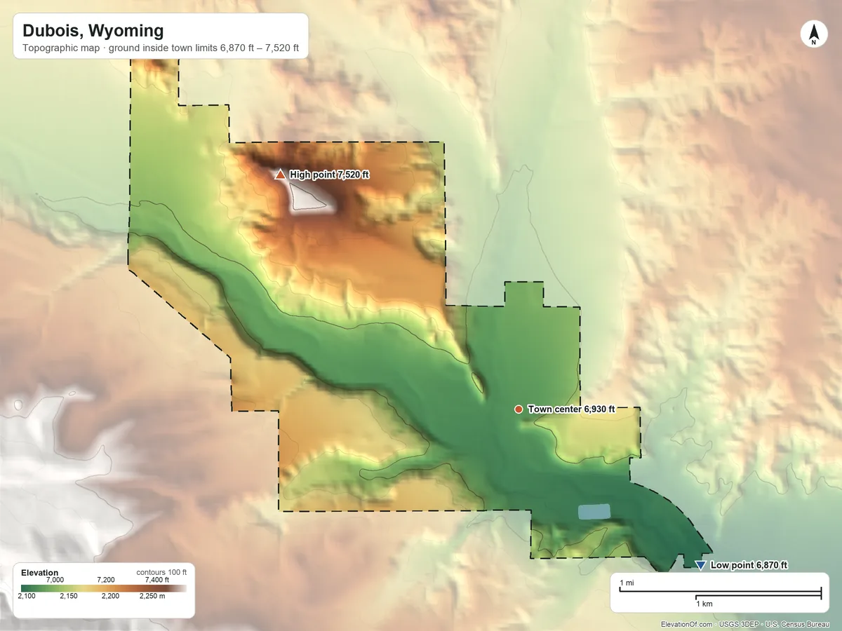 Topographic elevation map of Dubois, Wyoming, shaded from 6,870 ft on the southeast side to 7,520 ft on the northwest side