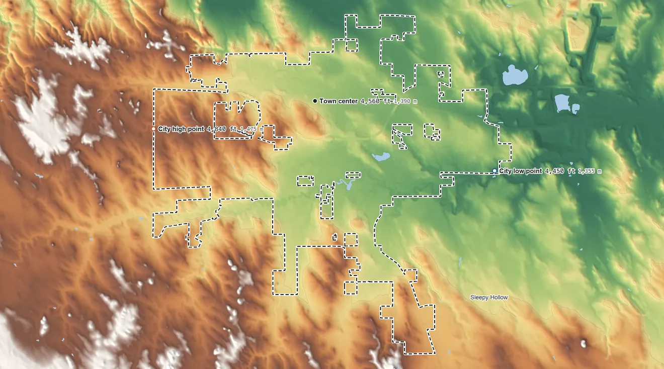 Topographic elevation map of Gillette, Wyoming, shaded from 4,450 ft on the east side to 4,840 ft on the west side