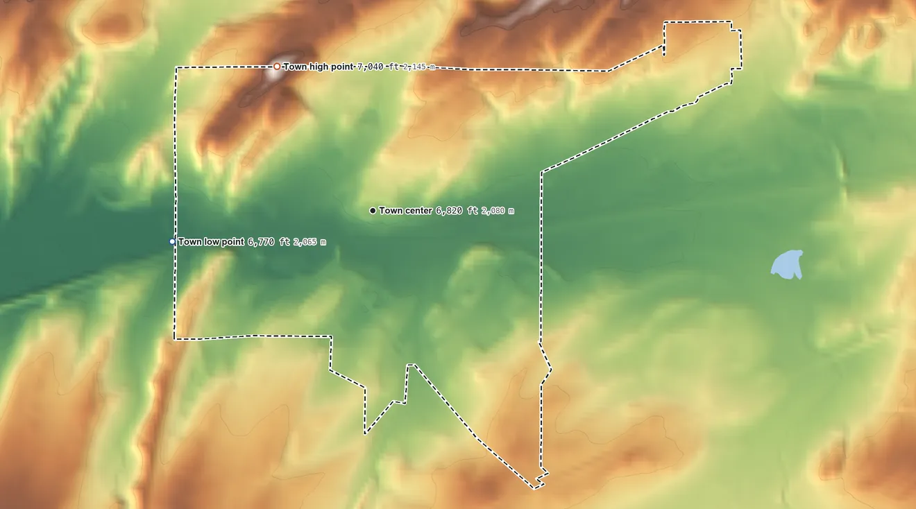 Topographic elevation map of Hanna, Wyoming, shaded from 6,770 ft on the west side to 7,040 ft on the northwest side