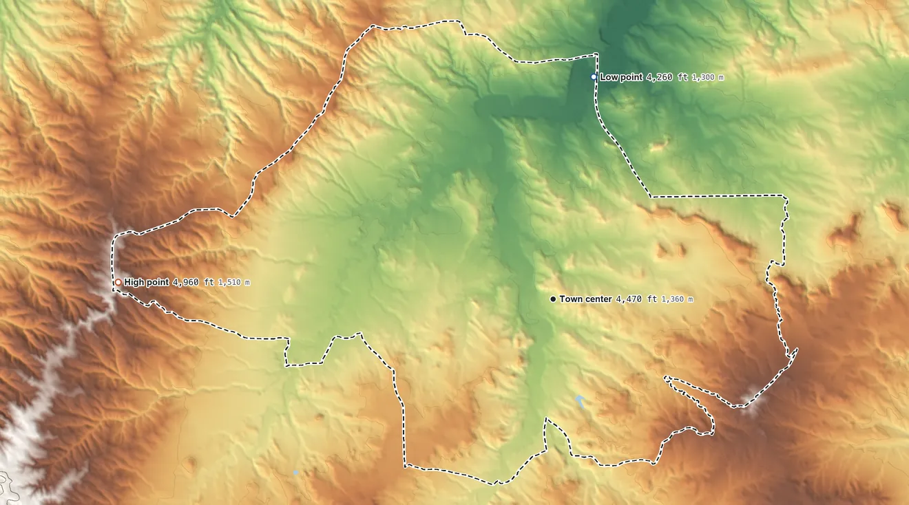 Topographic elevation map of Lance Creek, Wyoming, shaded from 4,260 ft on the north side to 4,960 ft on the west side