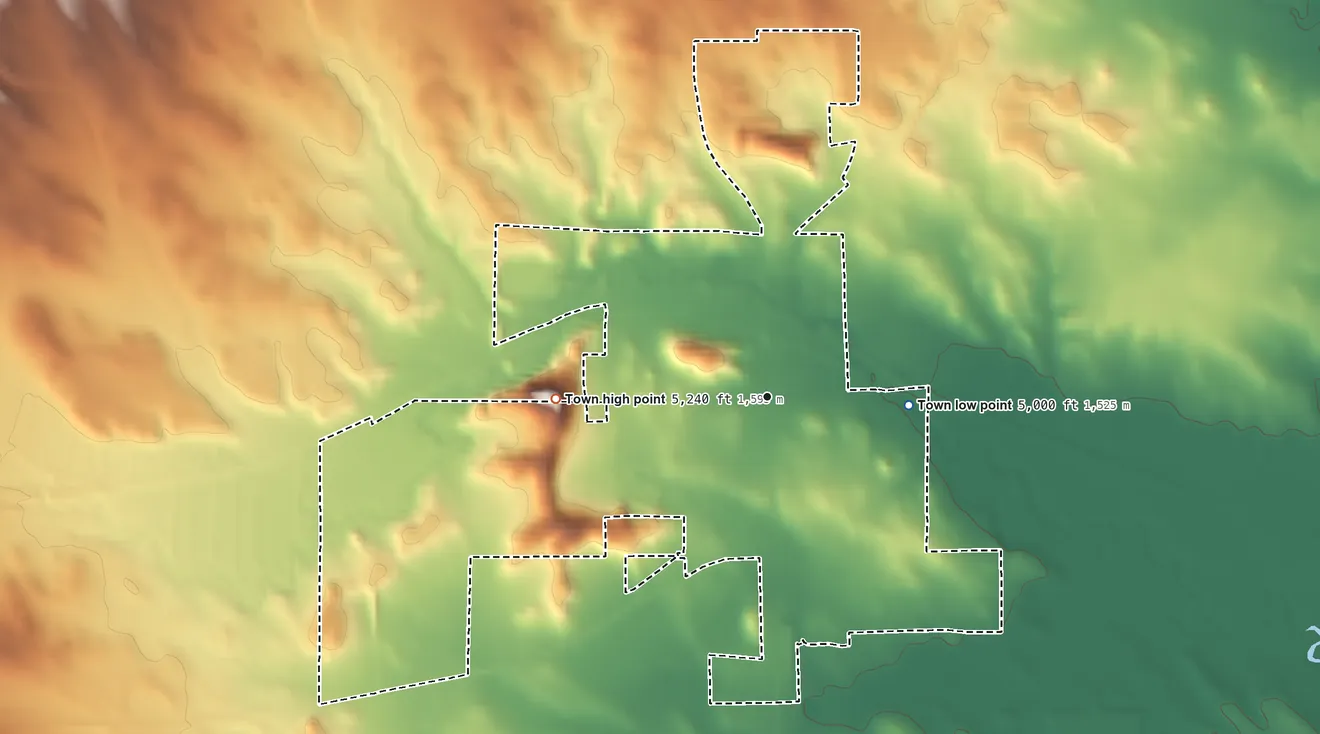 Topographic elevation map of Lusk, Wyoming, shaded from 5,000 ft on the east side to 5,240 ft on the west side