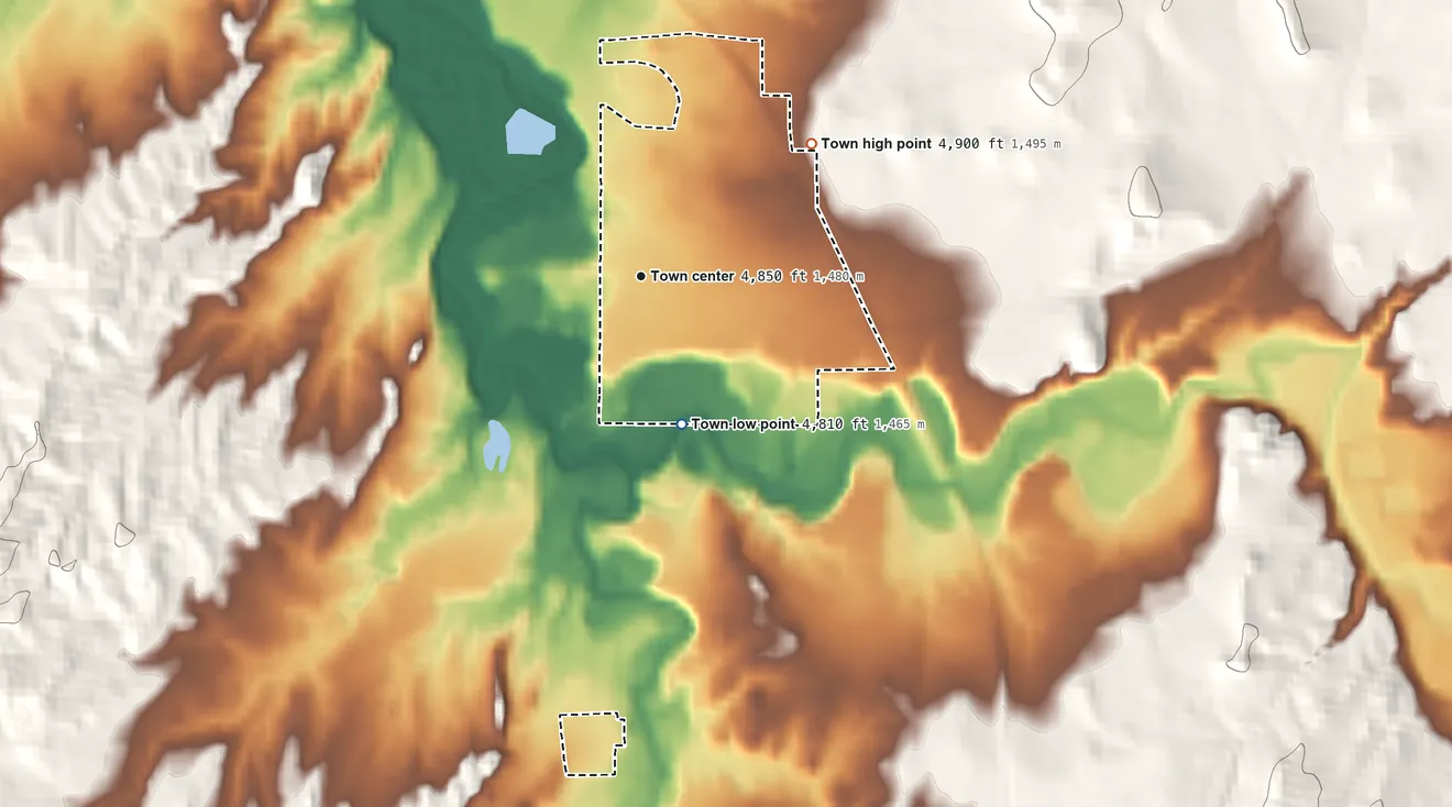 Topographic elevation map of Midwest, Wyoming, shaded from 4,810 ft on the south side to 4,900 ft on the northeast side